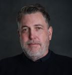 new headshot compressed.jpg